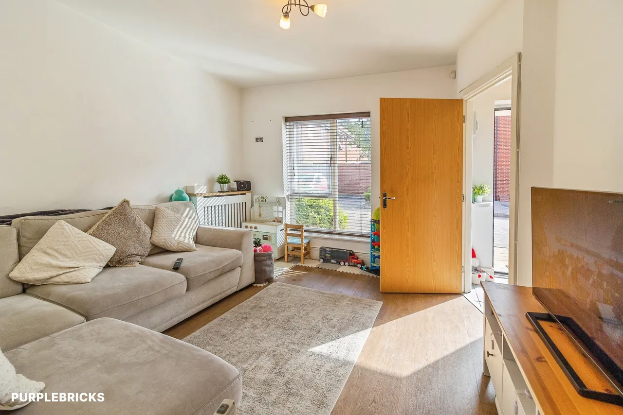 Bowling Green Close, Milton Keynes, MK2, photo 11