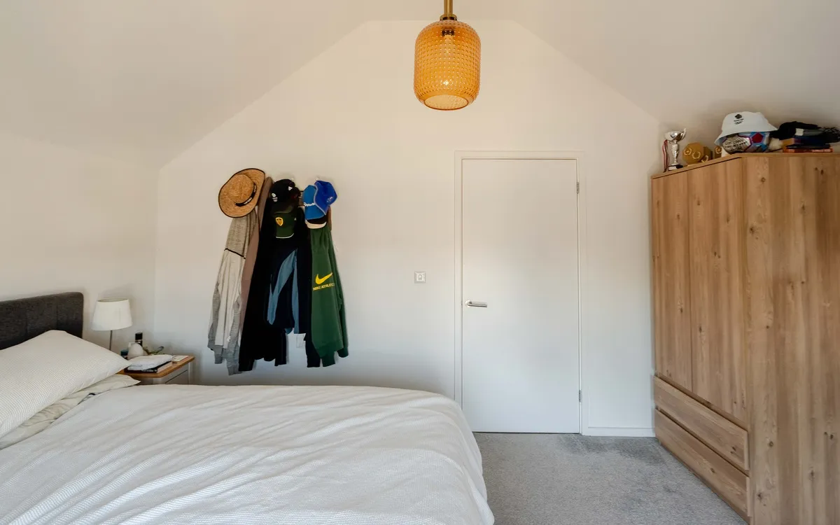 Seaton Crescent, Knowle, BS4, photo 9
