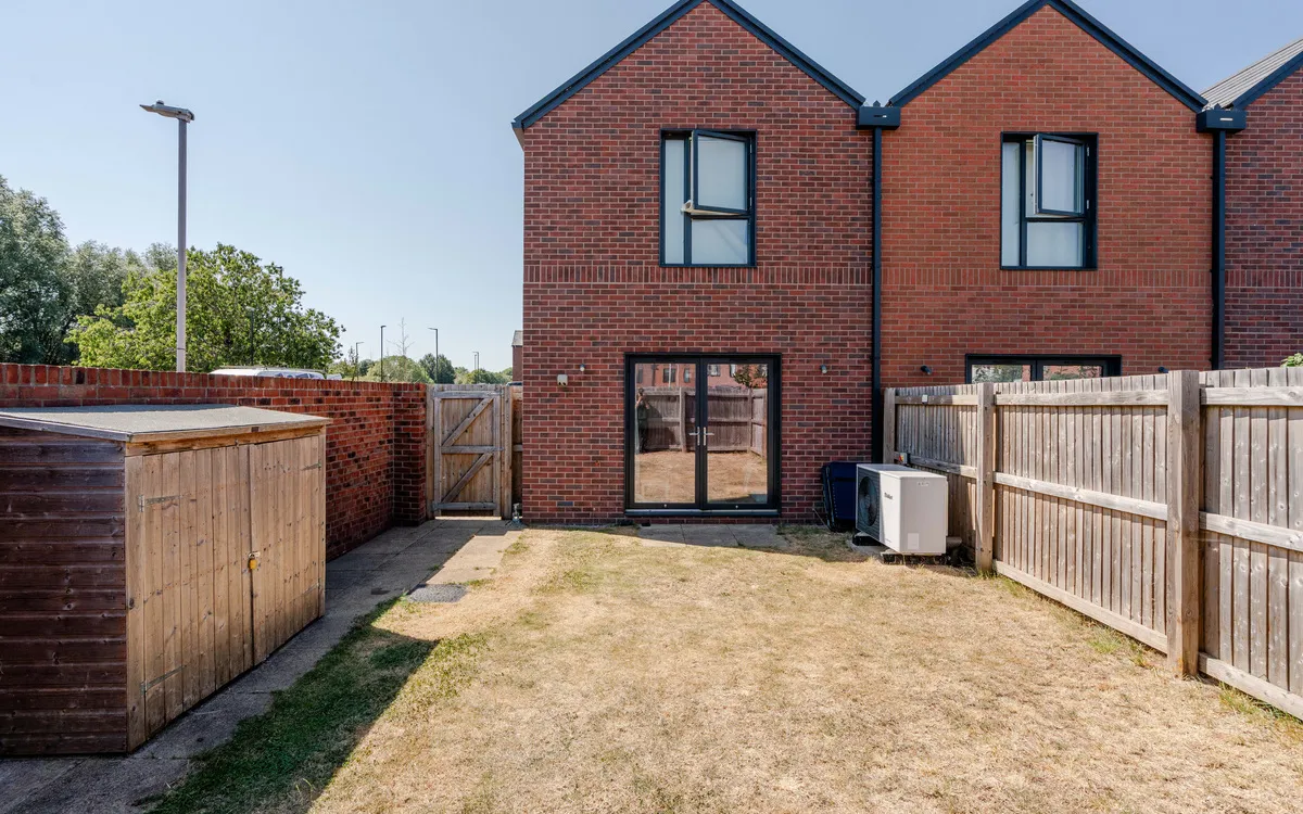 Seaton Crescent, Knowle, BS4, photo 16