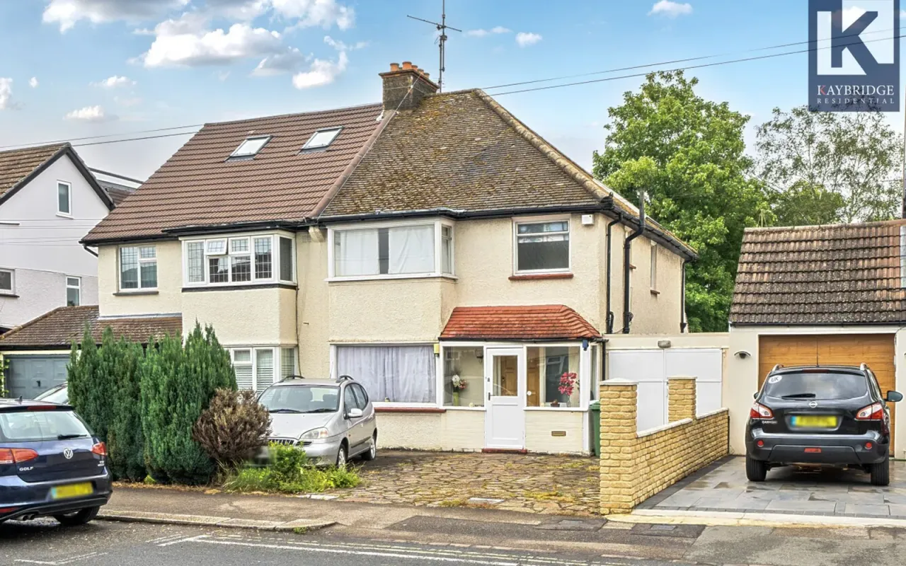 3 bed house for sale — Temple Road, Epsom, KT19