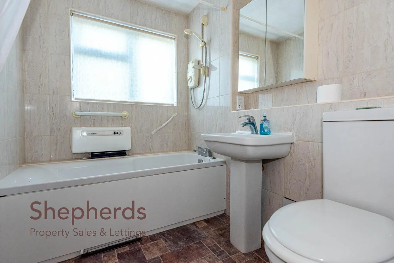 Ware Road, Hoddesdon, EN11, photo 13