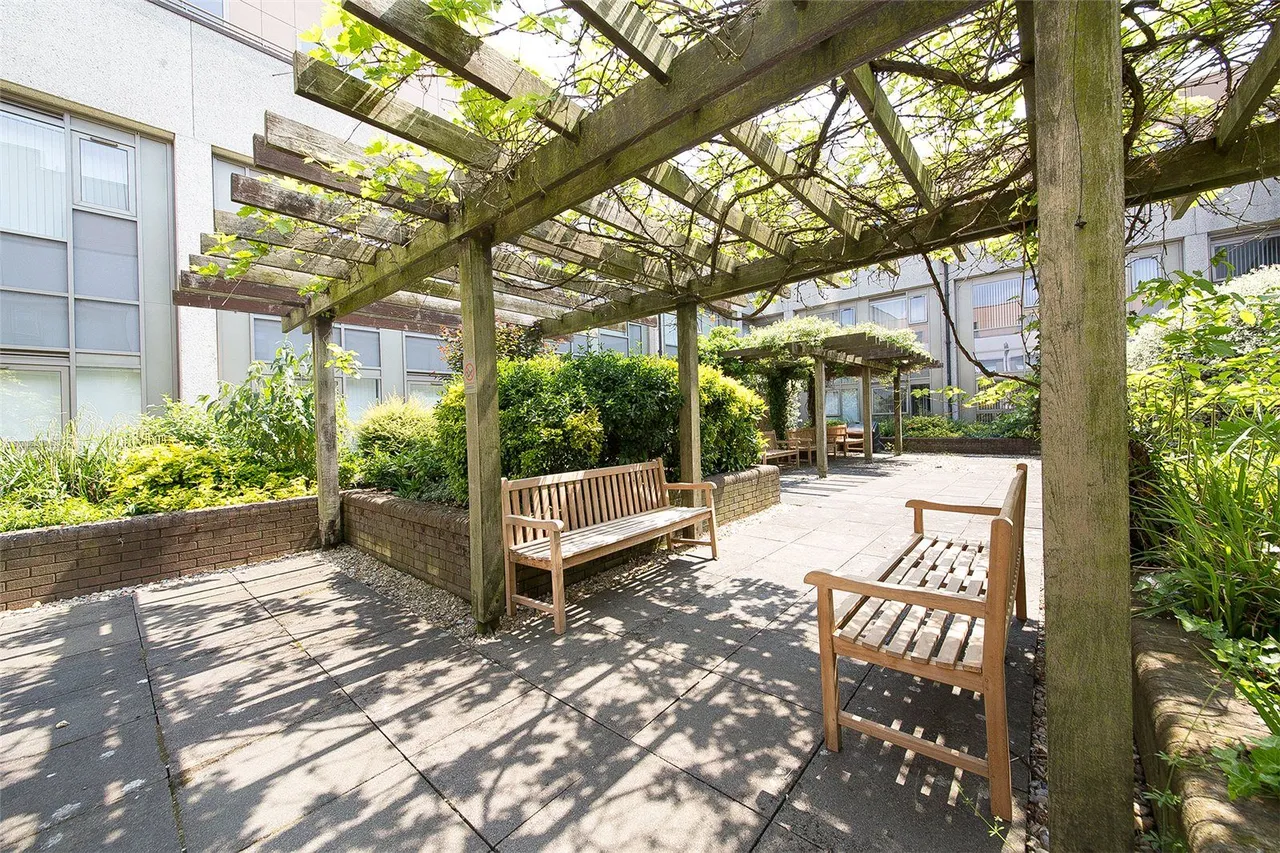 Central House, Hounslow, TW3, photo 6