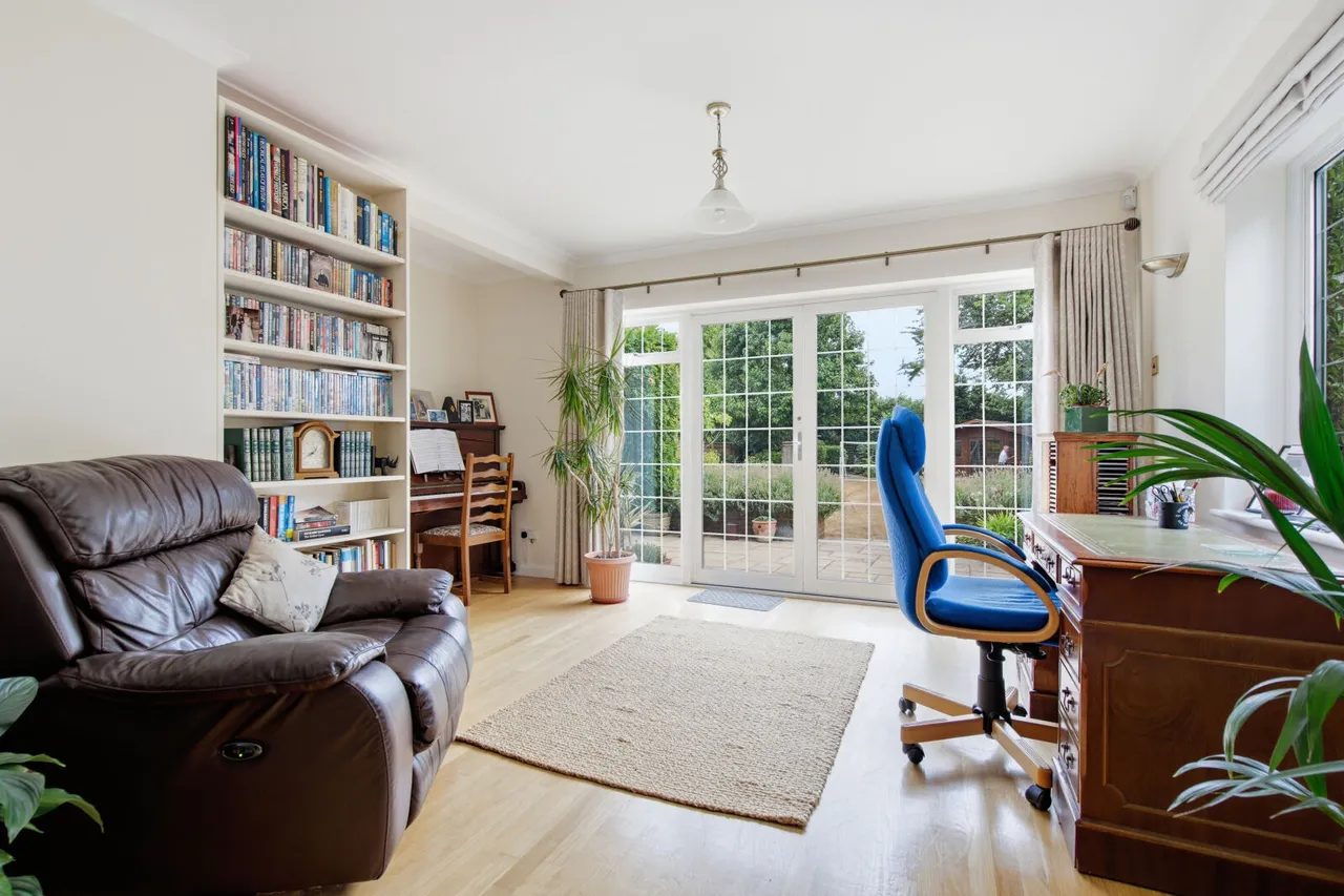 Marlow Road, High Wycombe, HP11, photo 13