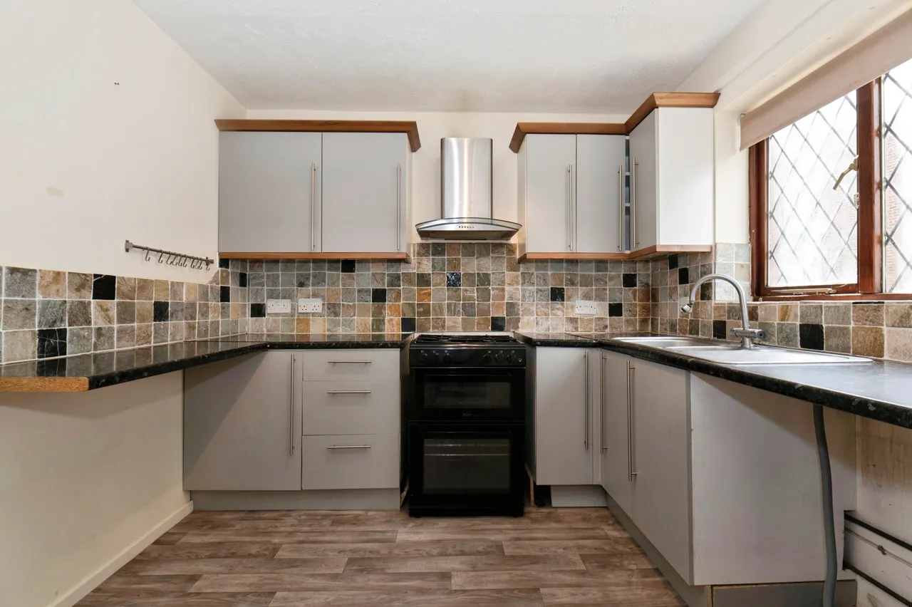 Wimborne Close, Worcester Park, KT4, photo 4