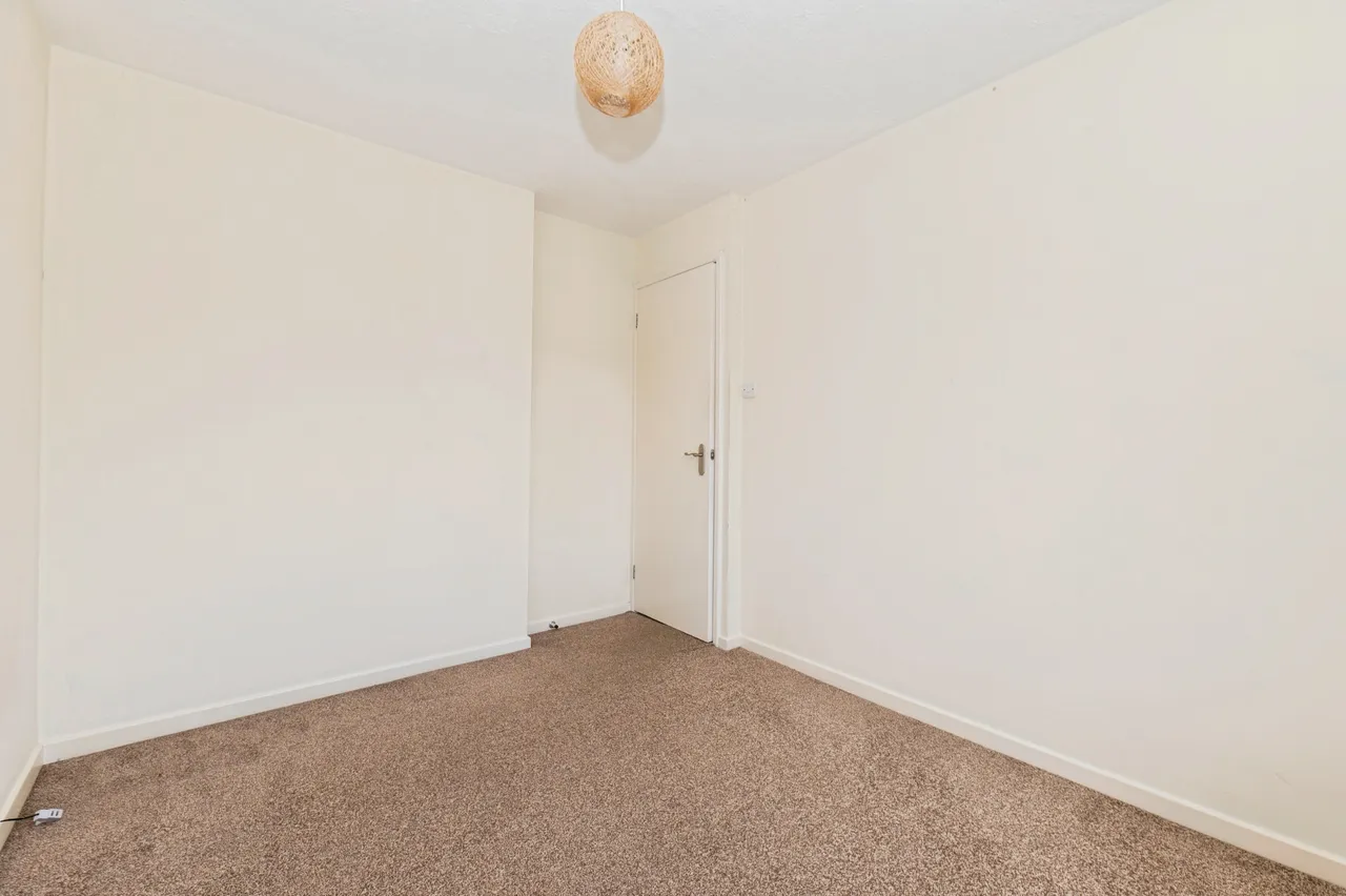 Wimborne Close, Worcester Park, KT4, photo 8