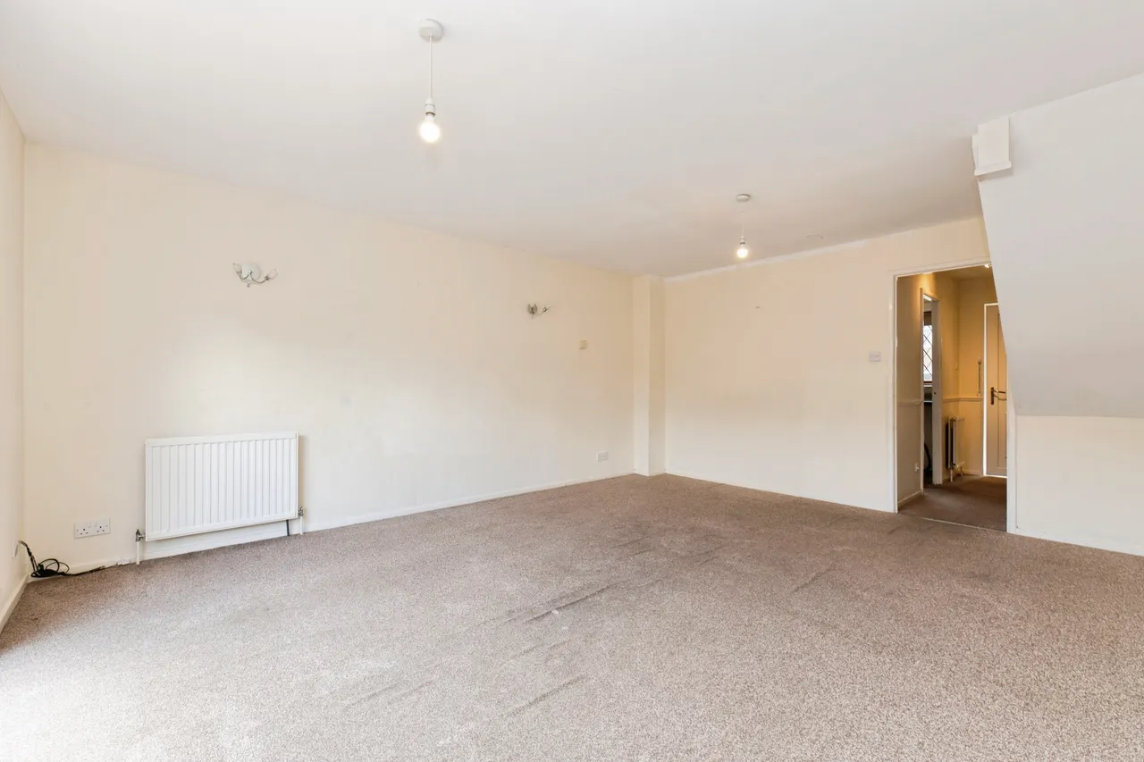 Wimborne Close, Worcester Park, KT4, photo 3