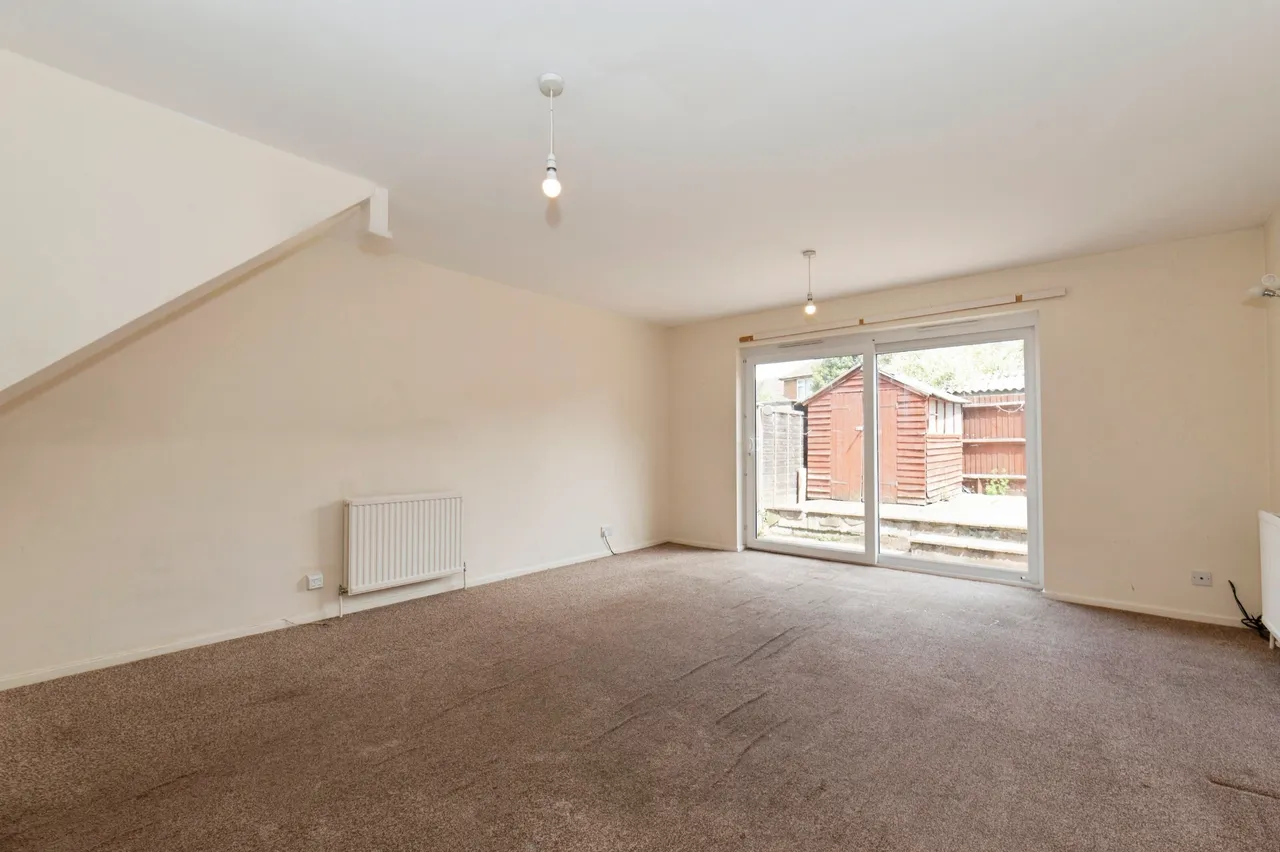 Wimborne Close, Worcester Park, KT4, photo 2