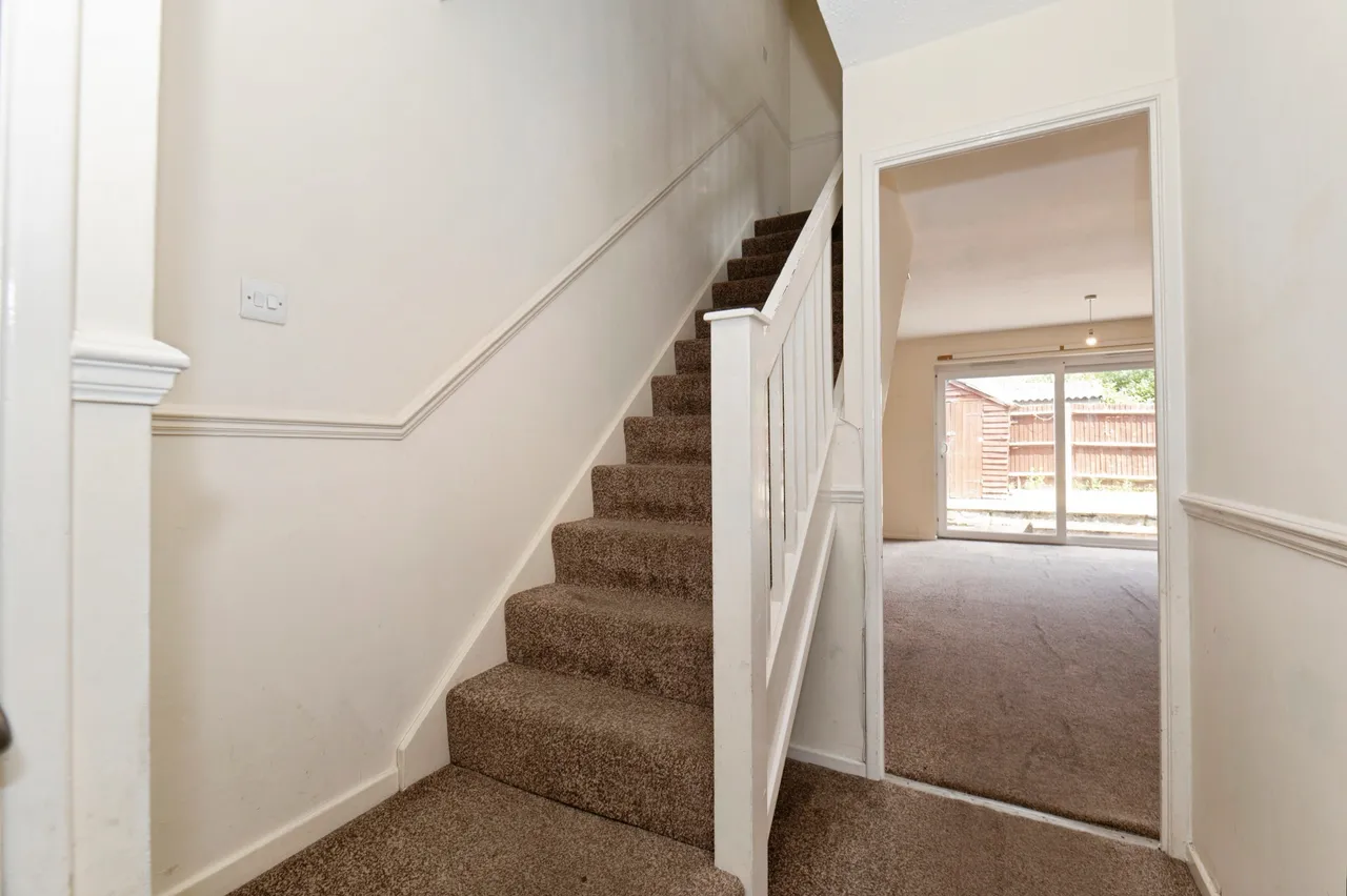 Wimborne Close, Worcester Park, KT4, photo 6