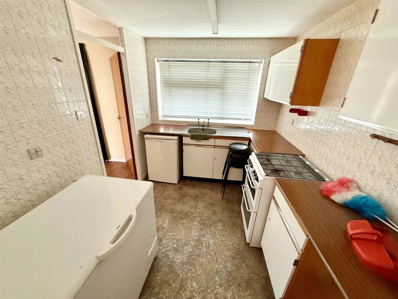 Lime Tree Walk, Stourport-on-Severn, Worcestershire, DY13 8TY, photo 14