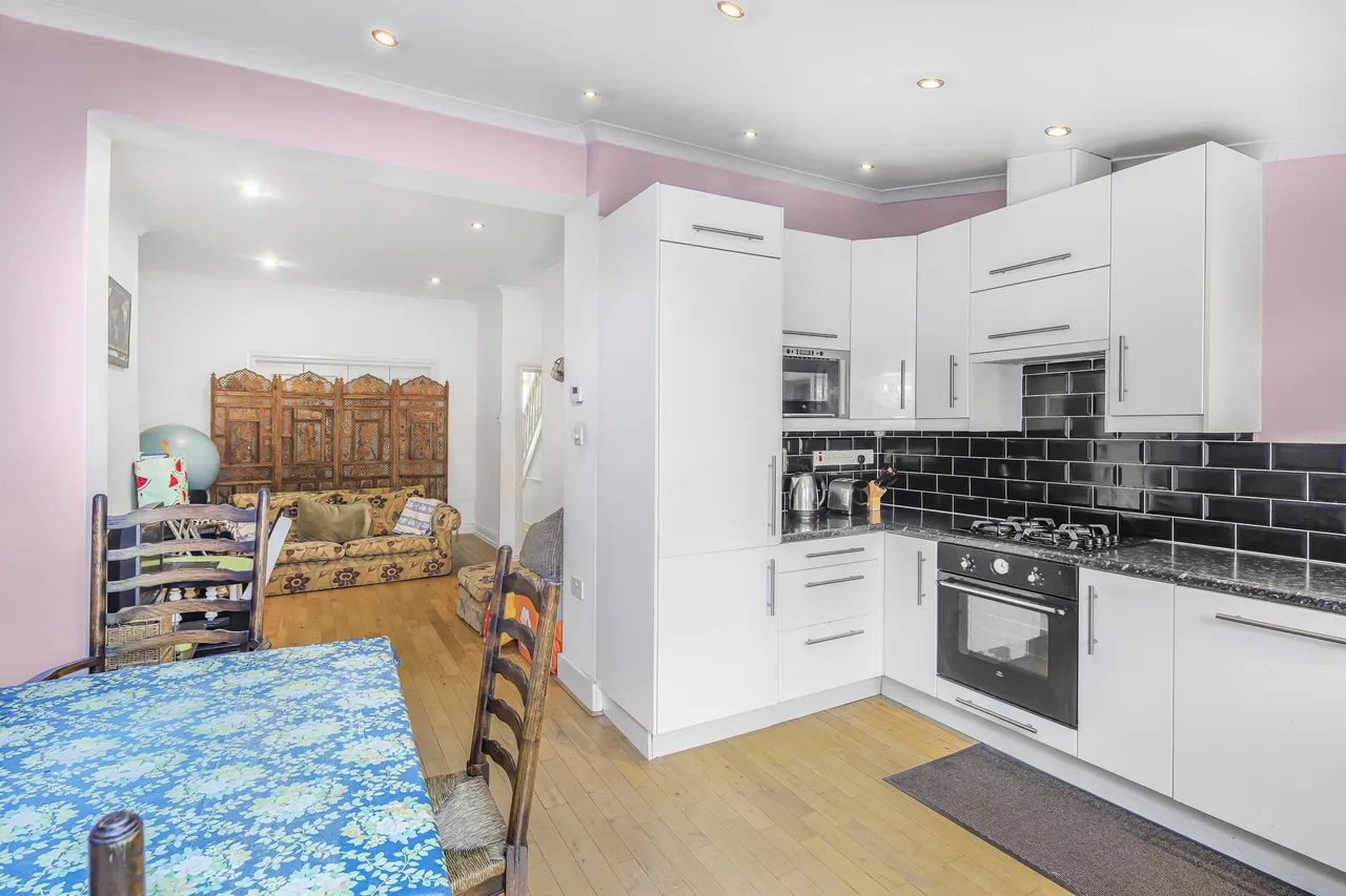 58 Dunbar Road, London, photo 12