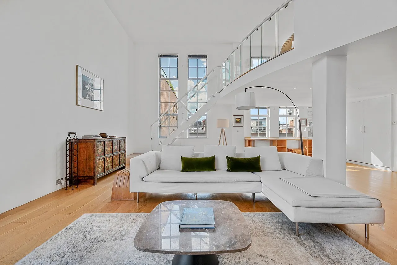 2 bed flat to rent, Hopton Street, London, SE1