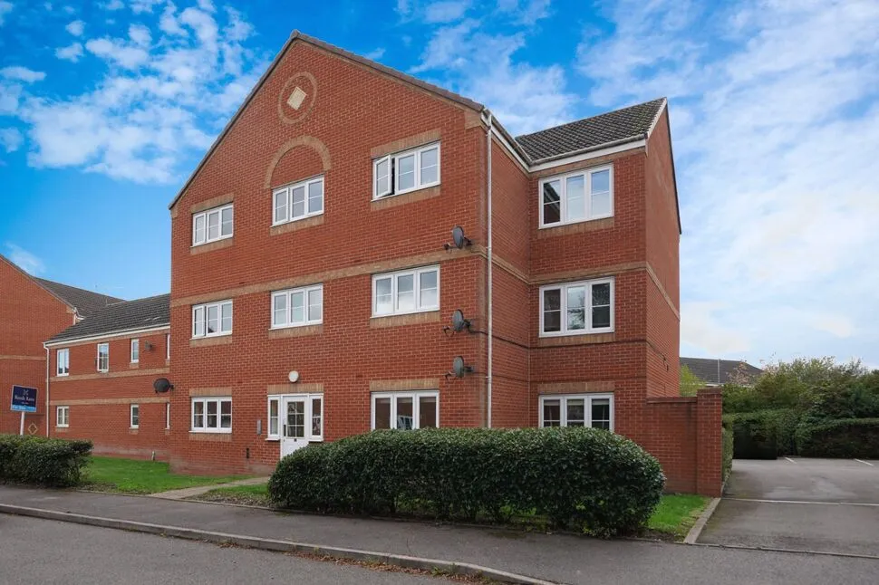 2 bed flat for sale — Wisteria Way, Nuneaton, Warwickshire, CV10