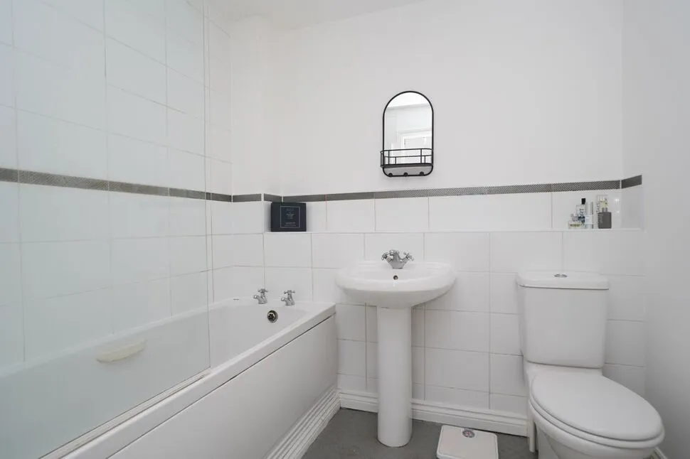 Wisteria Way, Nuneaton, Warwickshire, CV10, photo 7