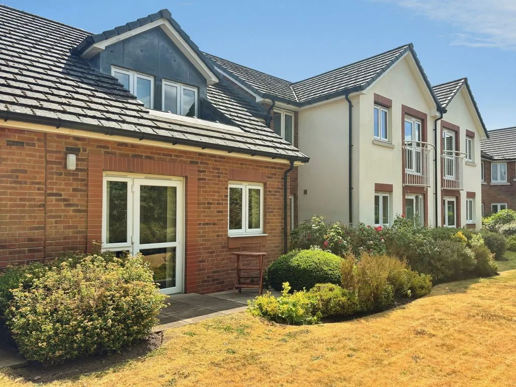 1 bed flat for sale, Hollyfield Road, Sutton Coldfield, B75