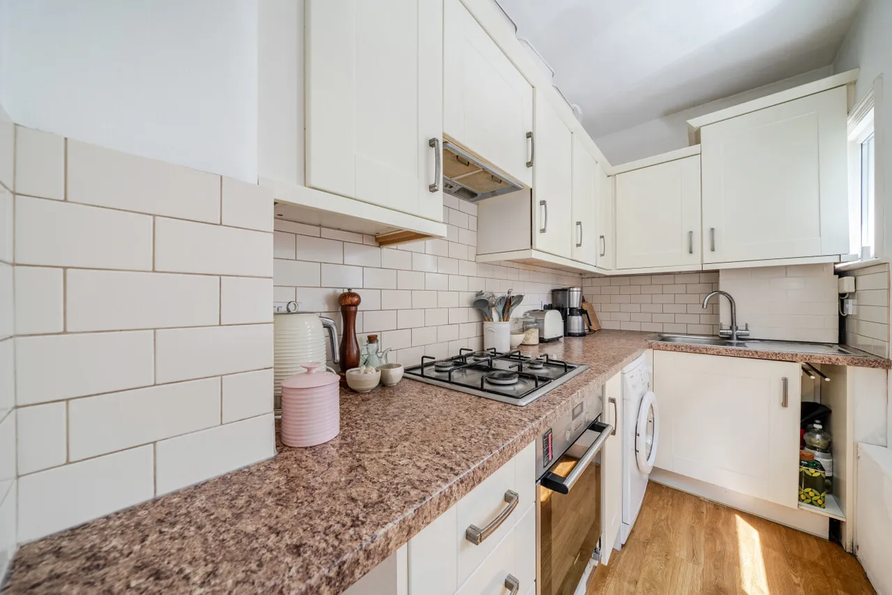 Kingston Road, Raynes Park, London, SW20, photo 6