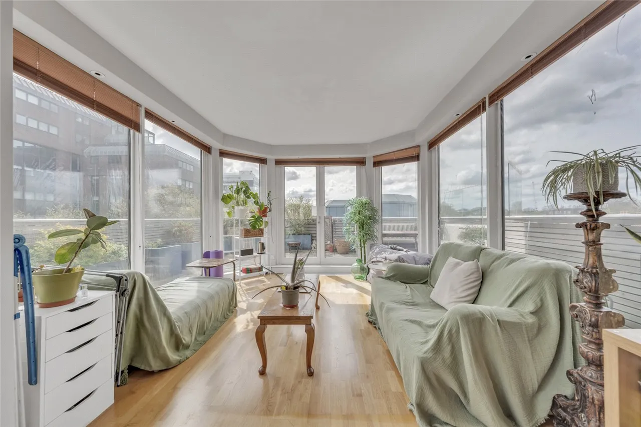 4 bed flat for sale — St Edmunds Terrace, St John's Wood, London, NW8