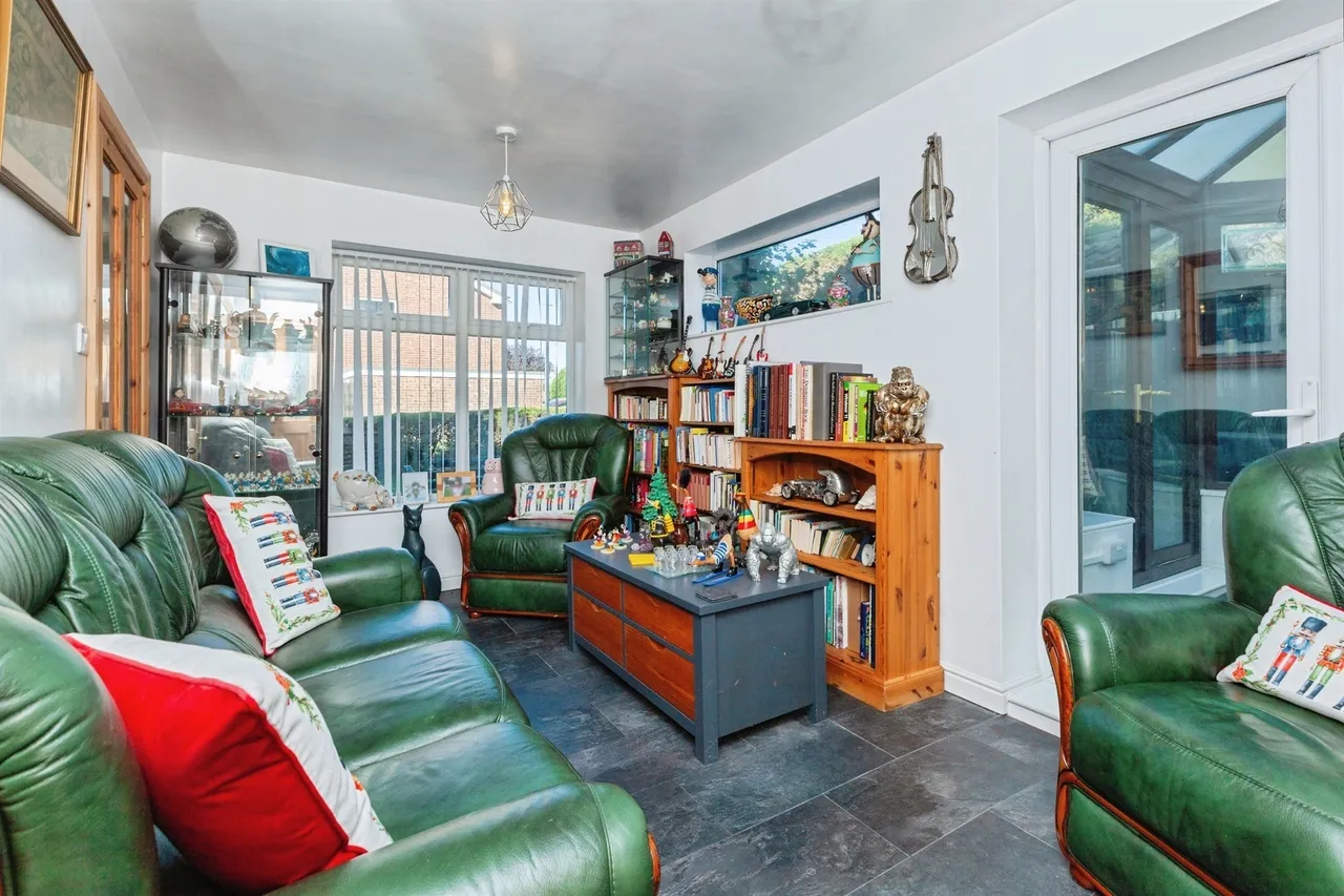 Lochmore Drive, Hinckley, LE10, photo 7