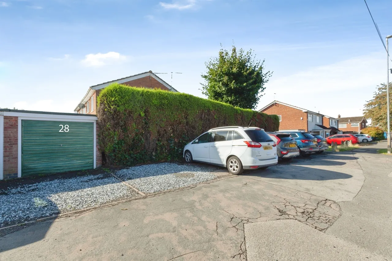 Lochmore Drive, Hinckley, LE10, photo 23