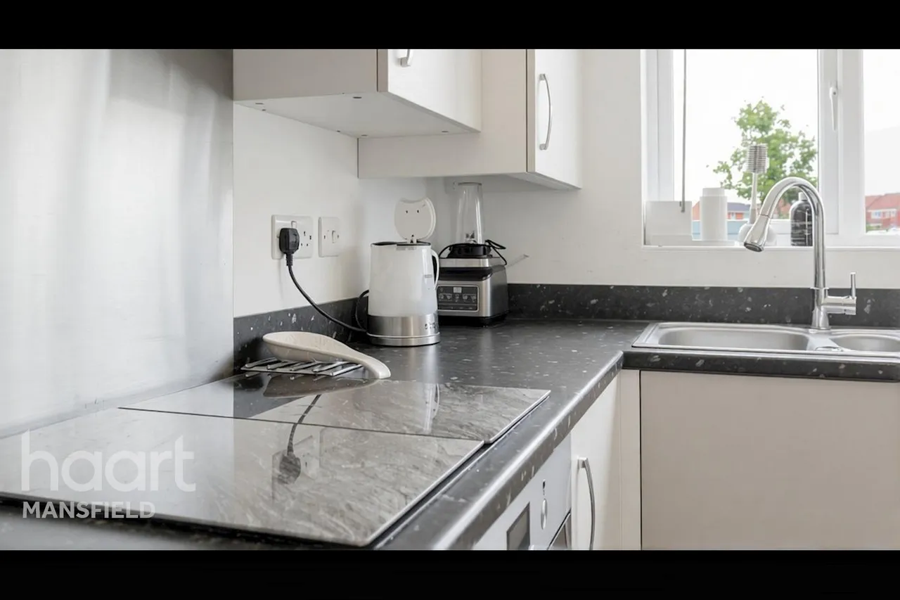 Bluebell Wood Lane, Mansfield, NG21, photo 5