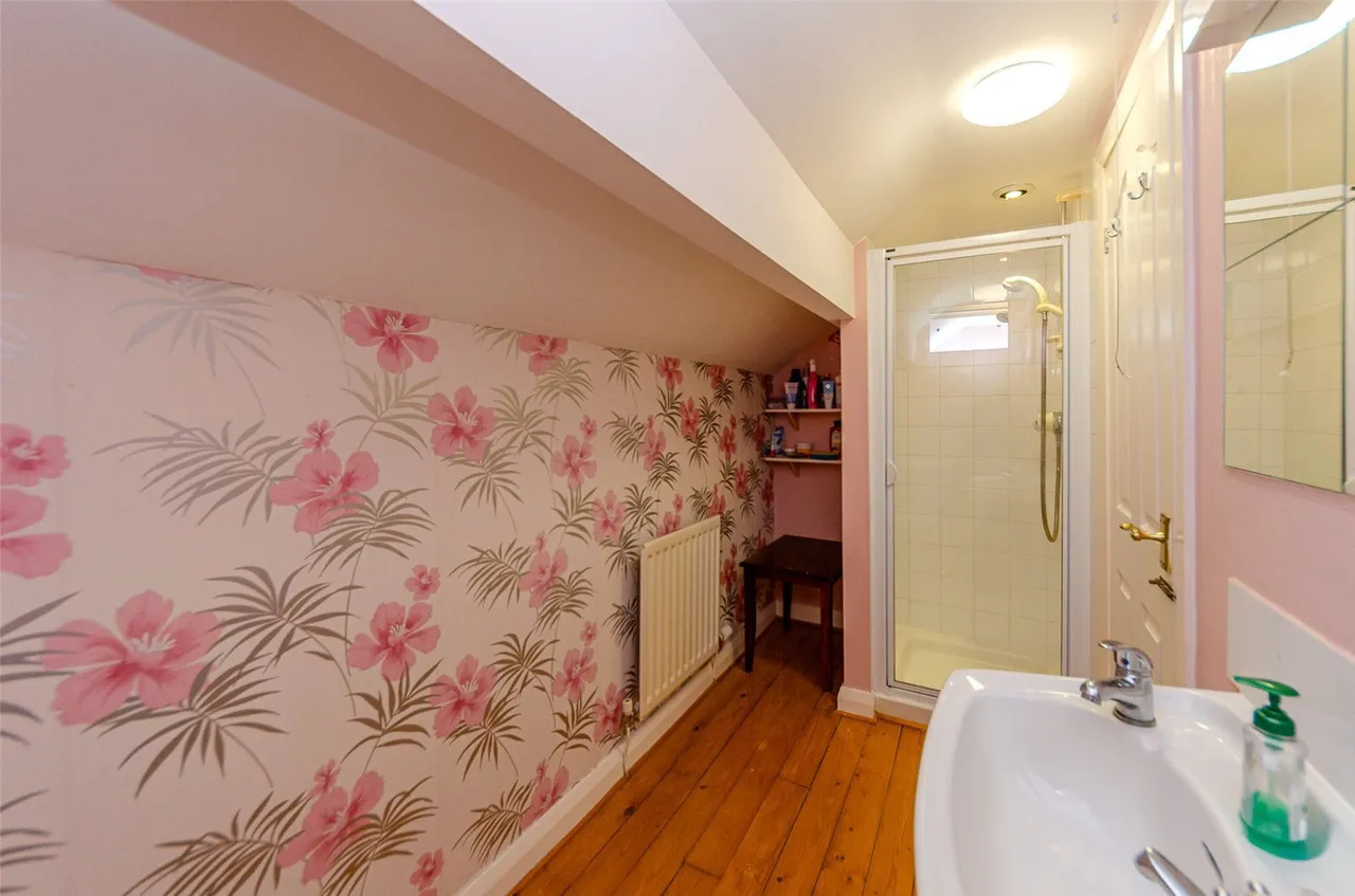 Gregory Avenue, Colwyn Bay, LL29, photo 19