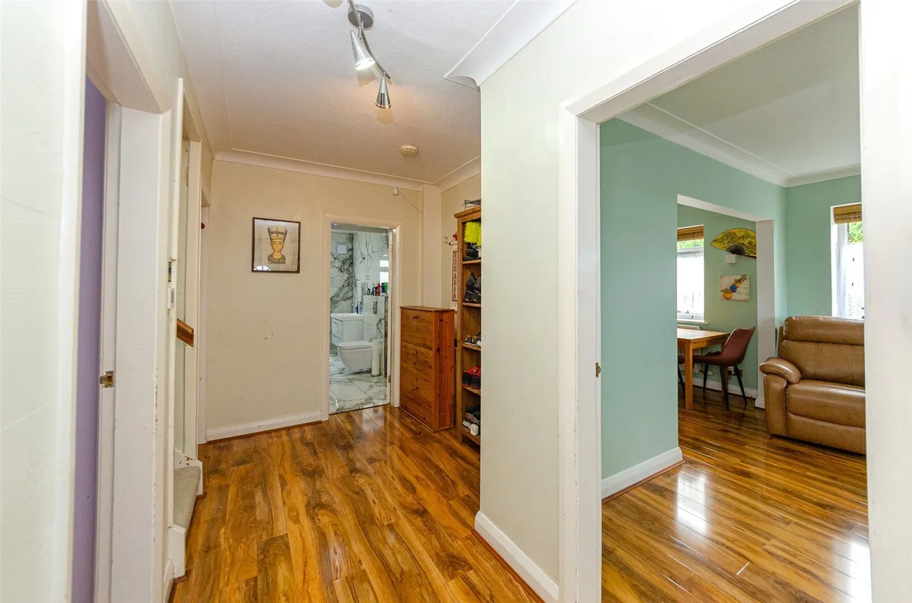 Gregory Avenue, Colwyn Bay, LL29, photo 12