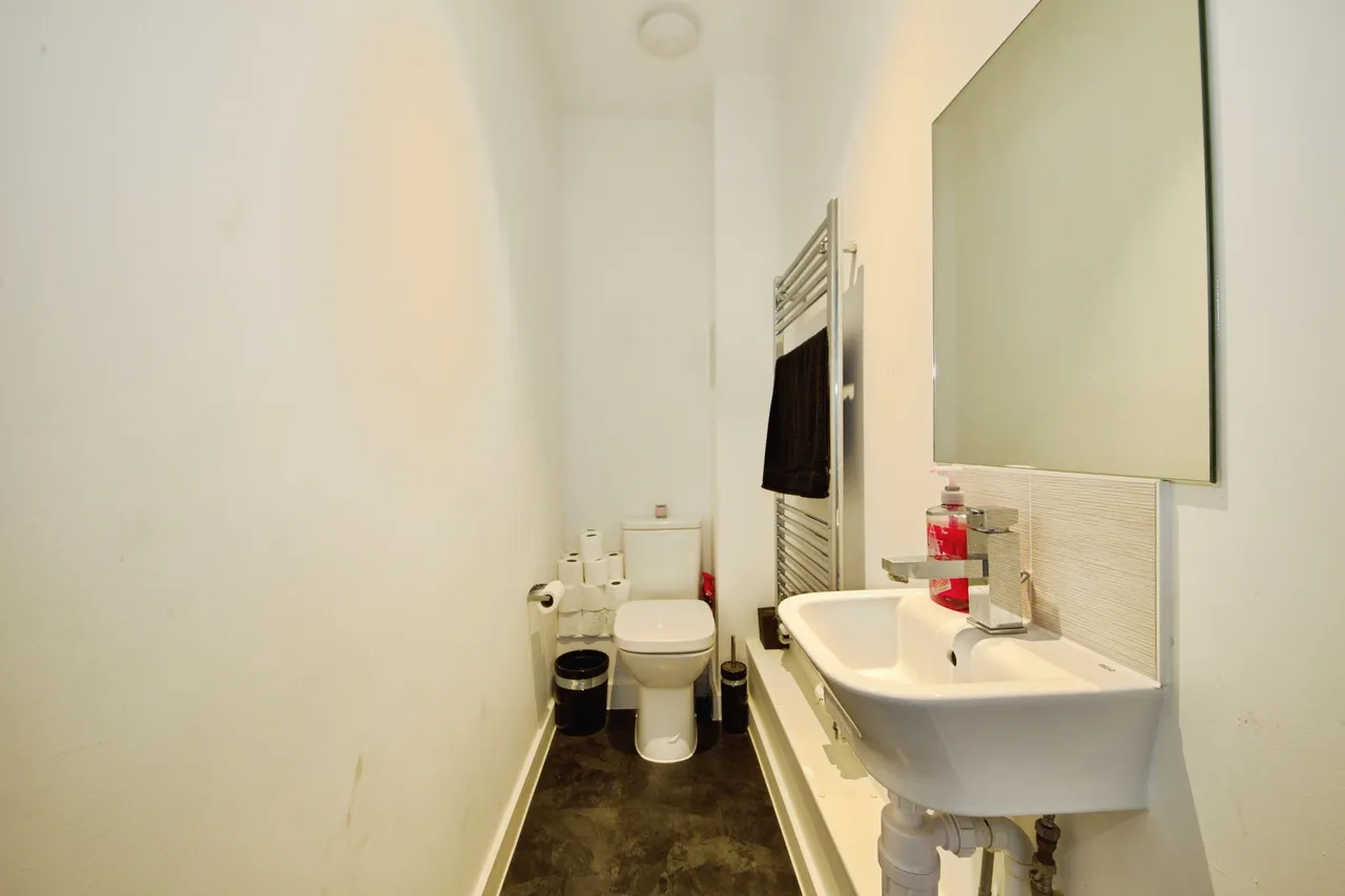 Morgan Crescent, Dagenham, photo 8