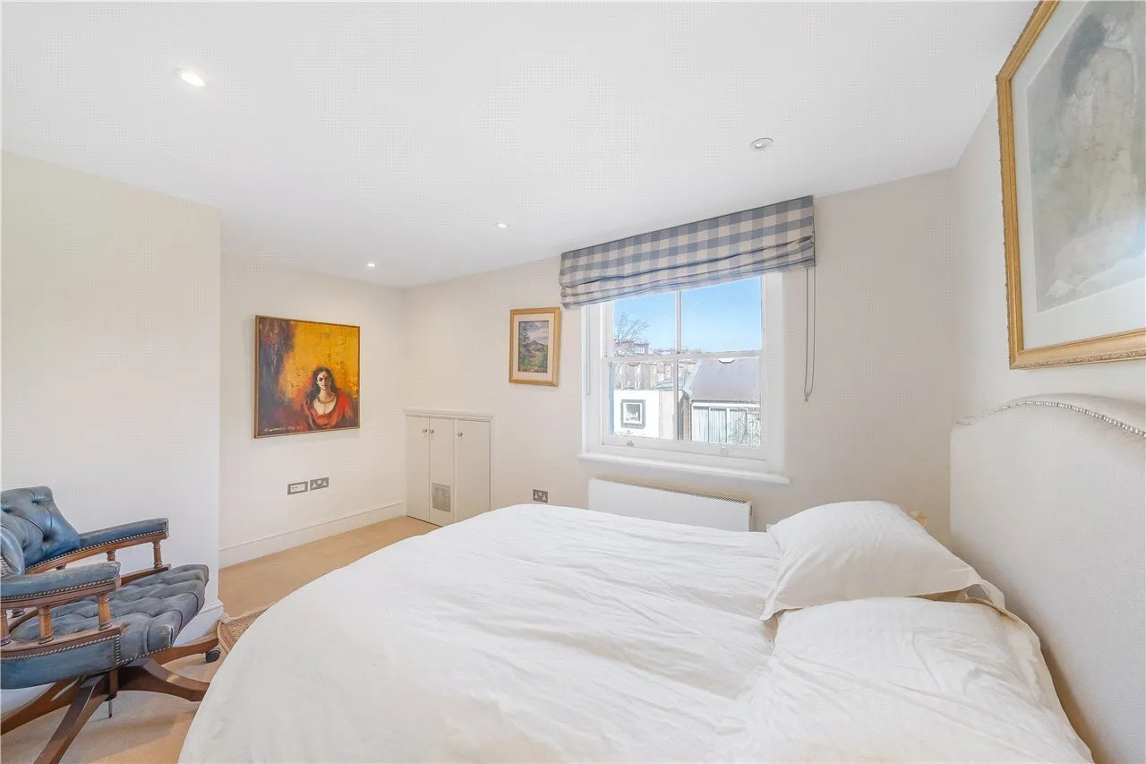 Regents Park Road, London, NW1, photo 7