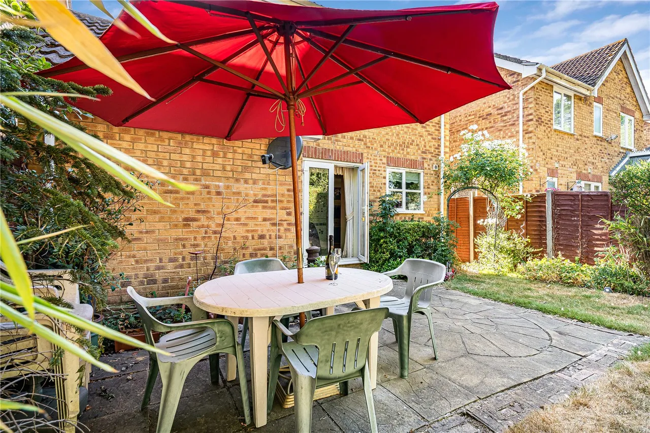 Lincoln Close, Ash Vale, GU12, photo 18