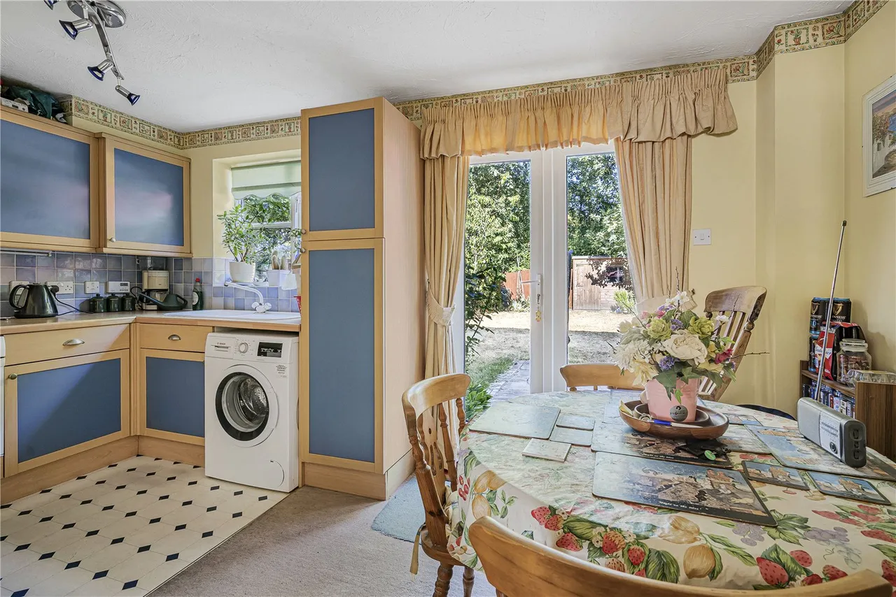 Lincoln Close, Ash Vale, GU12, photo 4