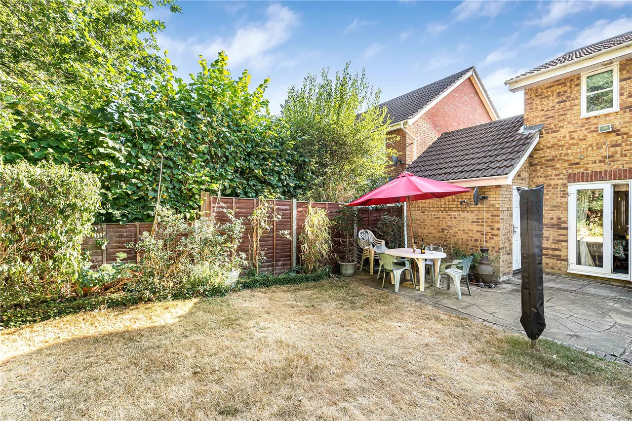 Lincoln Close, Ash Vale, GU12, photo 20