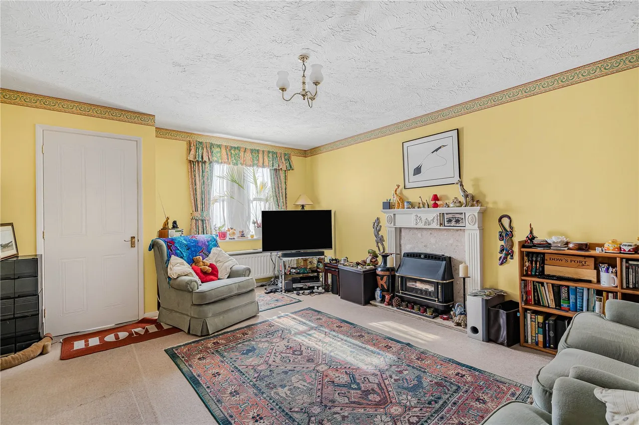 Lincoln Close, Ash Vale, GU12, photo 12