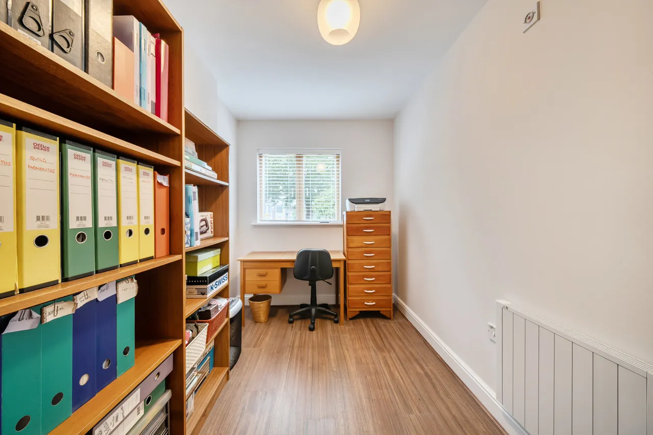 Ickenham Road, Ruislip, HA4, photo 19