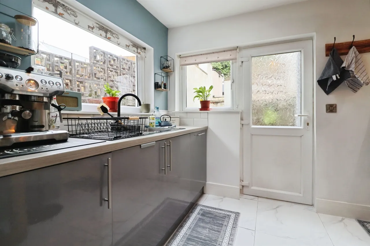 Wyndham Street, Tonypandy, CF40, photo 15
