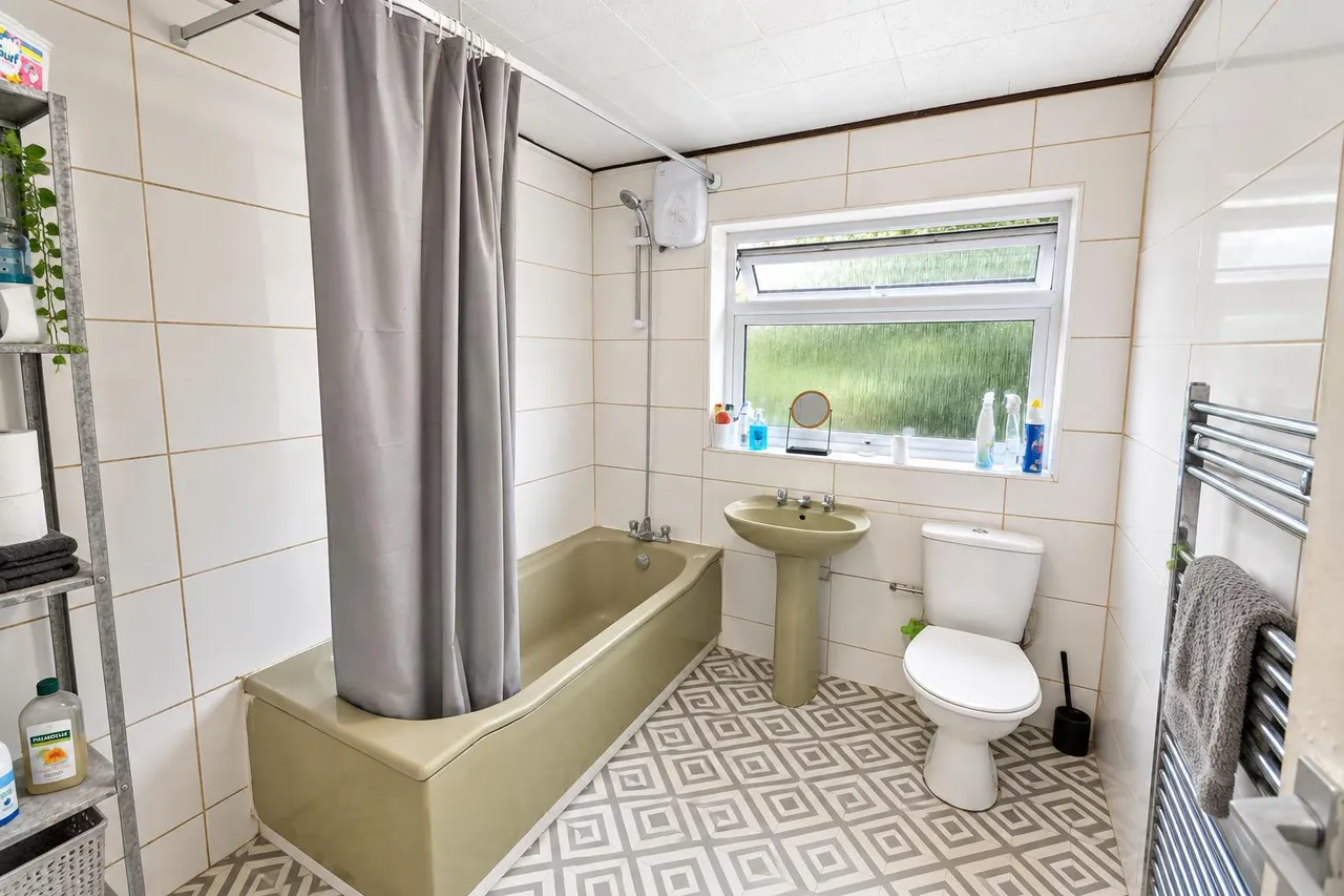 Sheldon Close, Waltham Cross, EN7, photo 10
