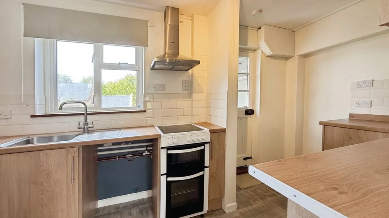 Court Orchard, Bratton, BA13, photo 5
