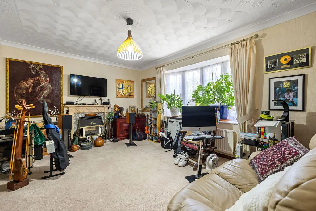 Ashleigh Road, Derwen Fawr, SA2, photo 15