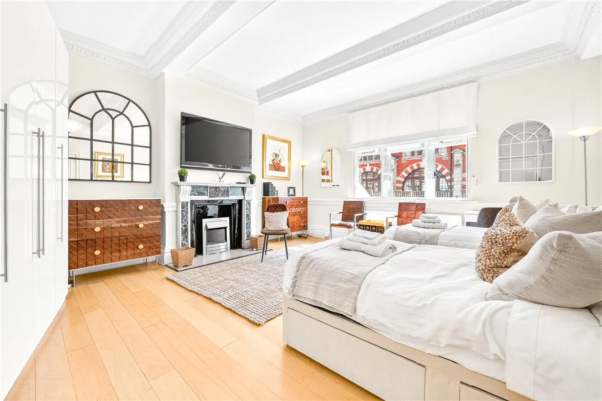 Knightsbridge, London, SW1X, photo 2