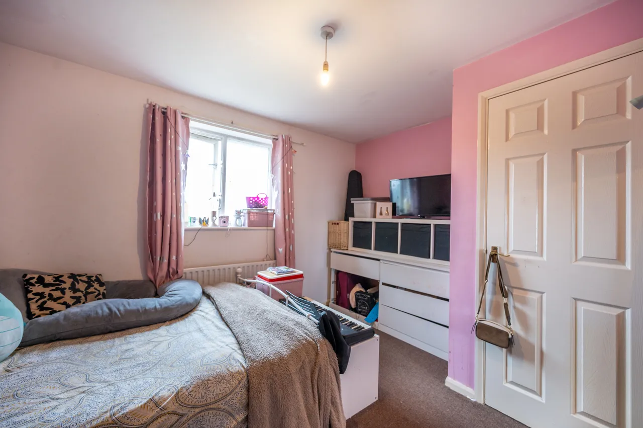 18 Keller Crescent, London, photo 7