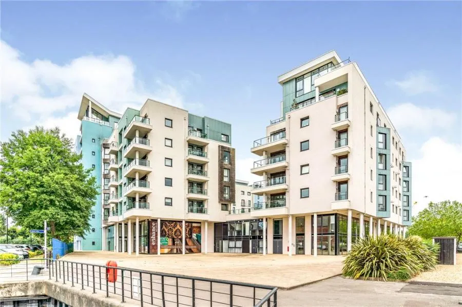 2 bed flat for sale, Ocean Way, Southampton, SO14