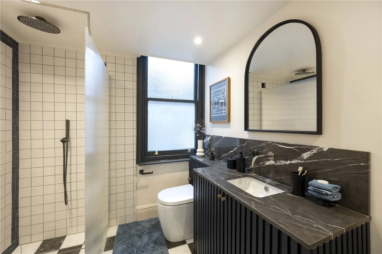 Avery Row, London, W1K, photo 5