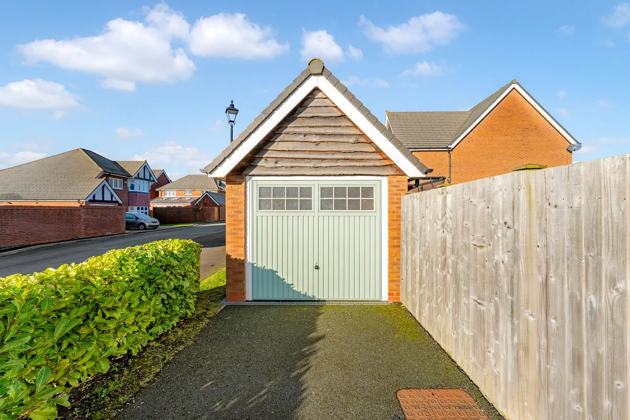 Glazebrook Lane, Widnes, WA8, photo 42