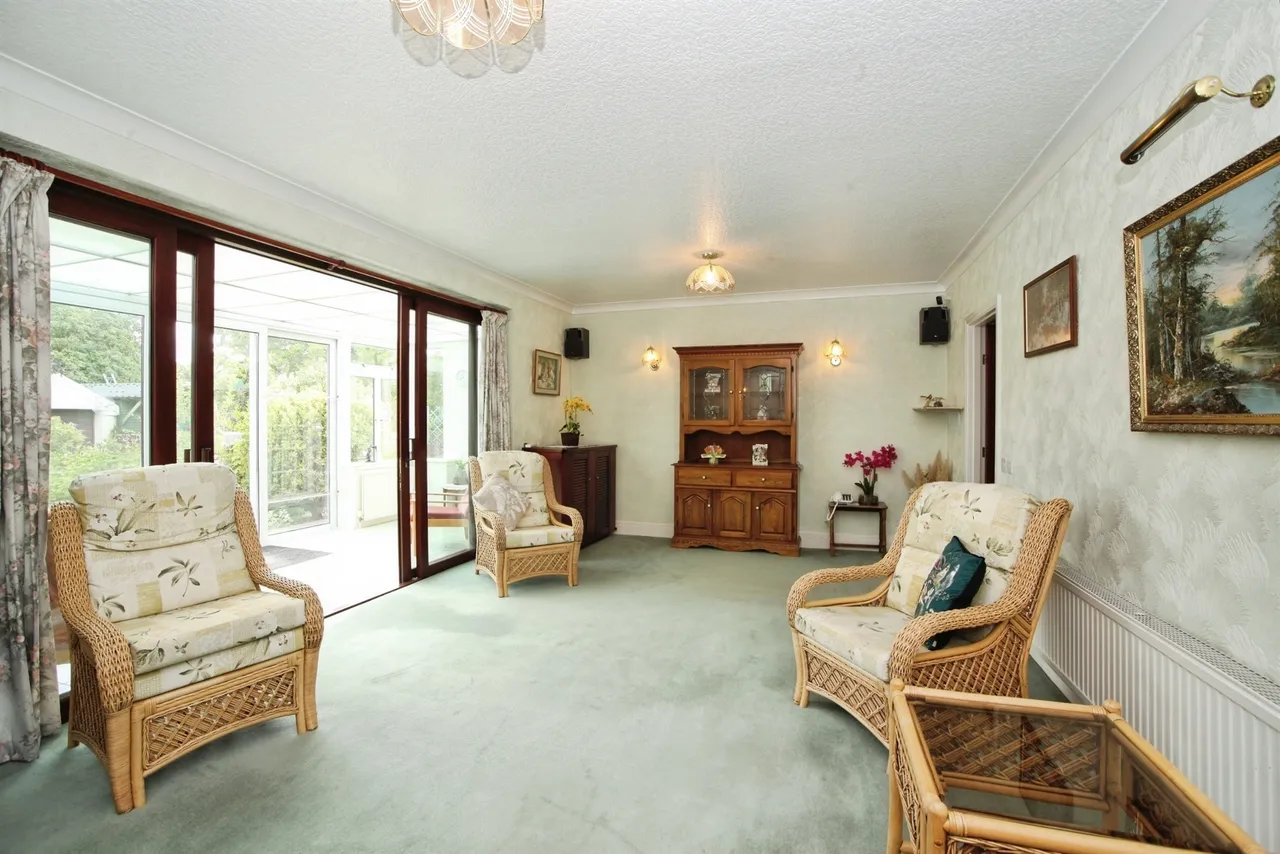 Heath Park Crescent, Cardiff, CF14, photo 4