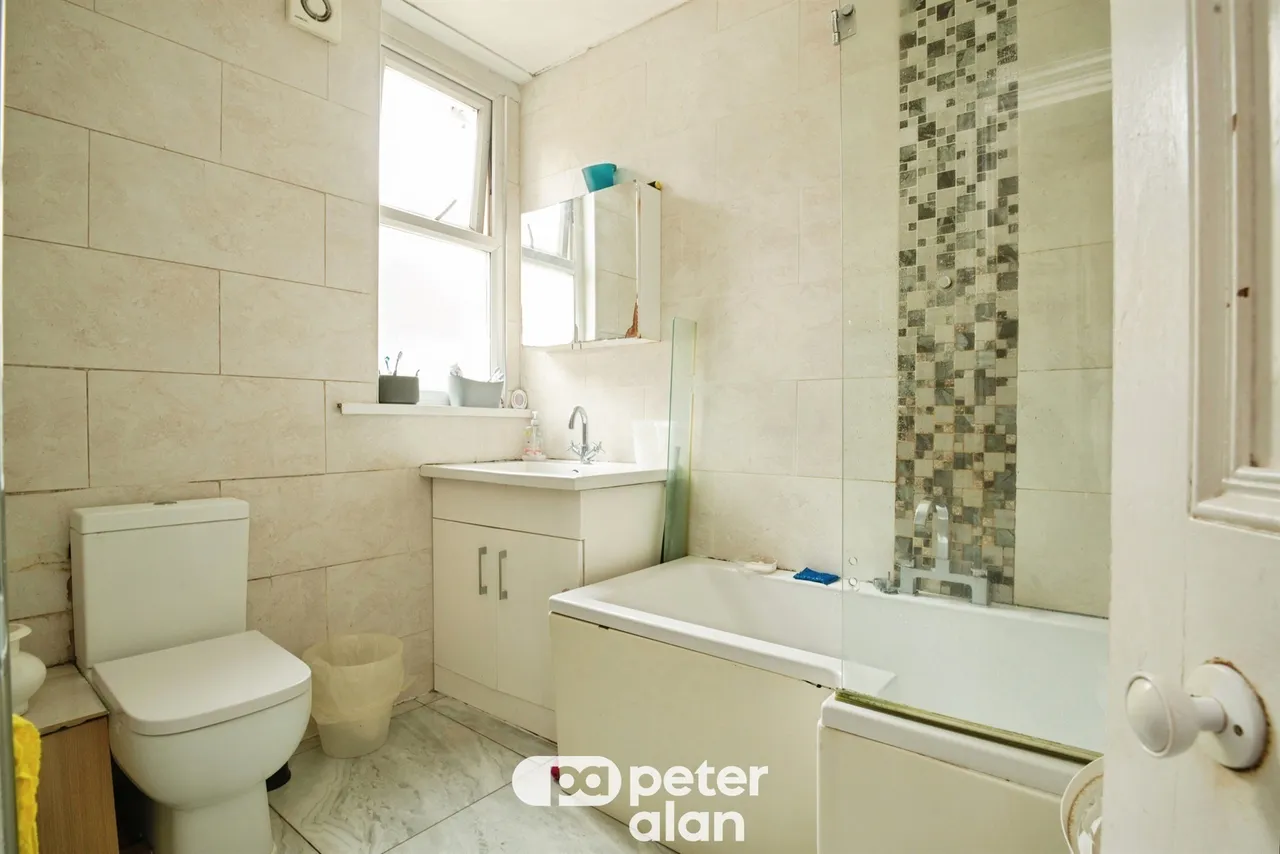 Mackintosh Place, Cardiff, CF24, photo 9