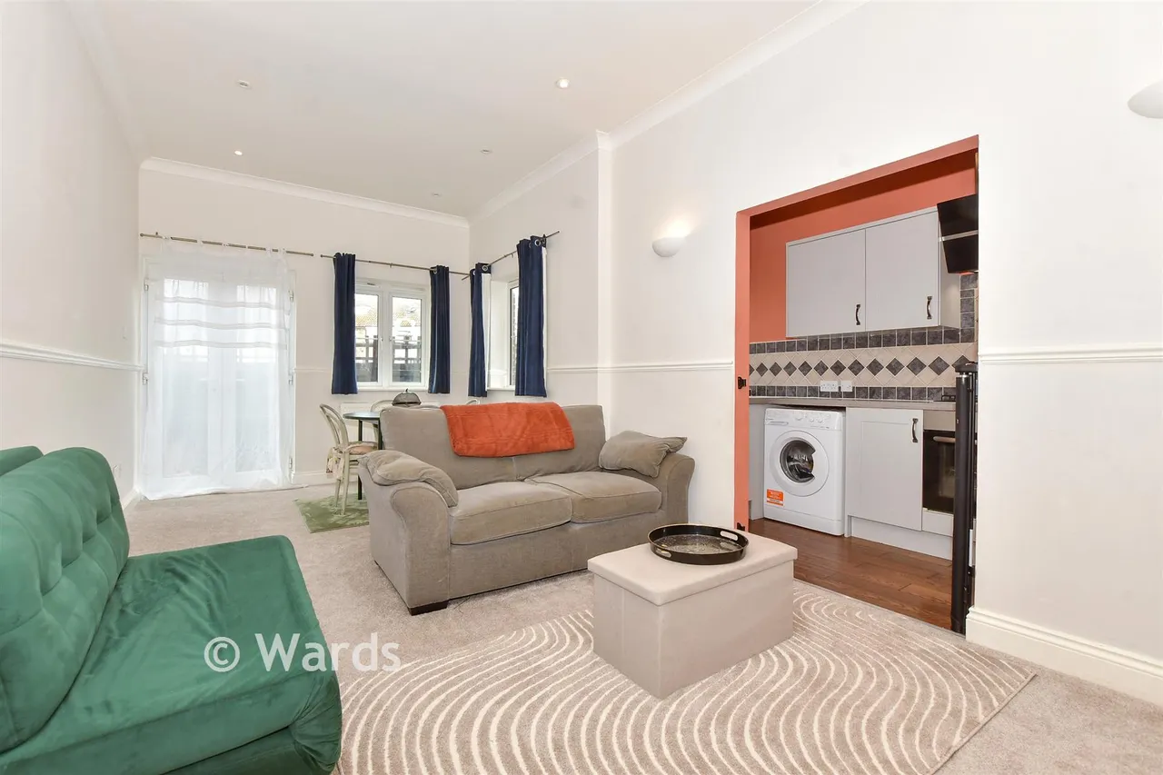 Broomfield Road, Folkestone, CT19, photo 3
