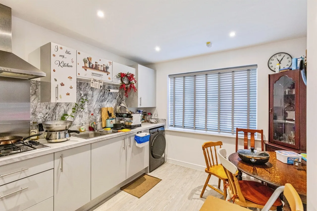 Jupiter Road, Barton Seagrave, NN15, photo 2