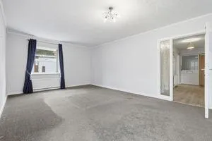 Hutton Road, Shenfield, CM15, photo 11