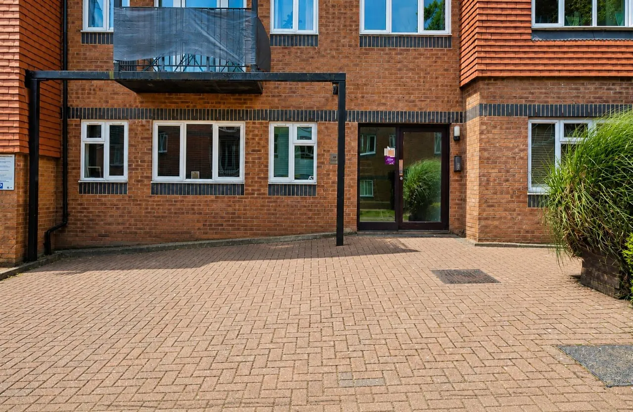 Tower Close, East Grinstead, East Grinstead, RH19 3RT, photo 10