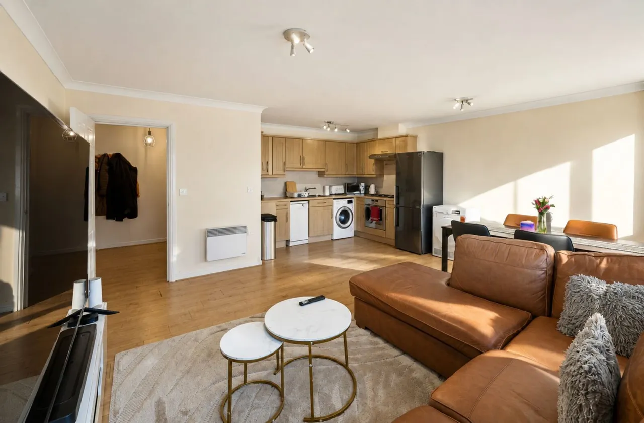 Tower Close, East Grinstead, East Grinstead, RH19 3RT, photo 9