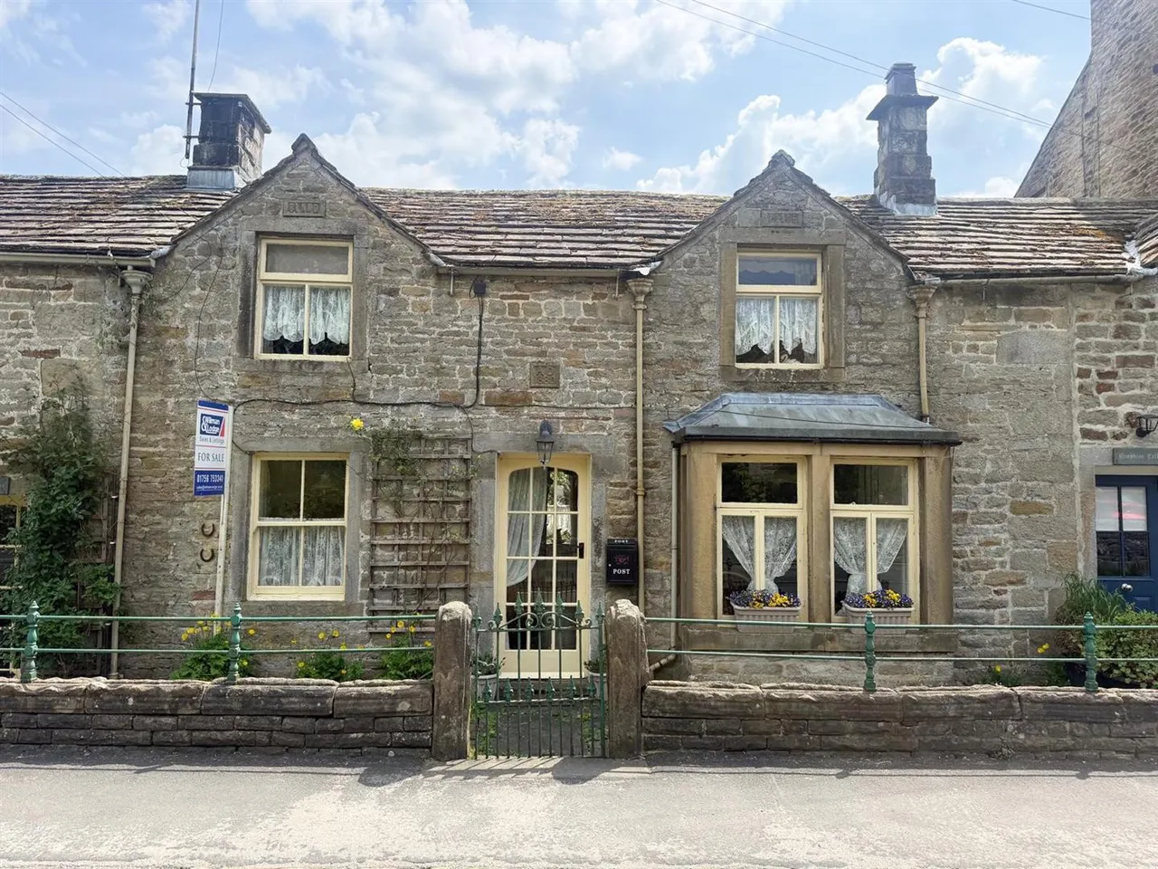 3 bed house for sale, Main Street, Burnsall, BD23