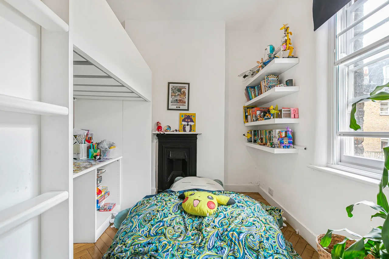 Rushcroft Road, London, SW2, photo 13